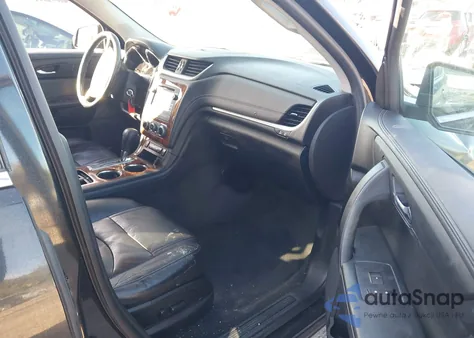 2013 Chevrolet Traverse 2Lt z USA, uszkodzony, nr VIN 1GNKRJKD2DJ250853